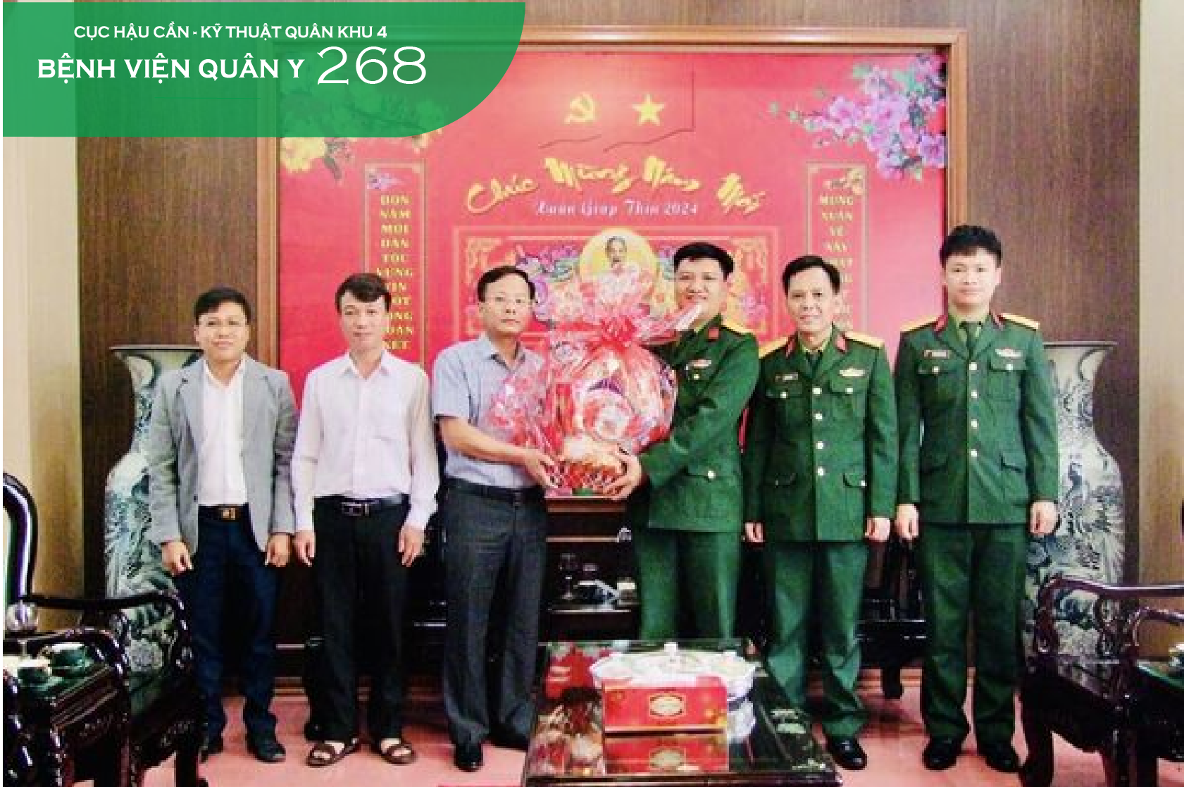 CHỦ TỊCH UBND HUYỆN QUẢNG ĐIỀN TỈNH TT HUẾ CHÚC TẾT CÁN BỘ, CHIẾN SĨ BỆNH VIỆN QUÂN Y 268